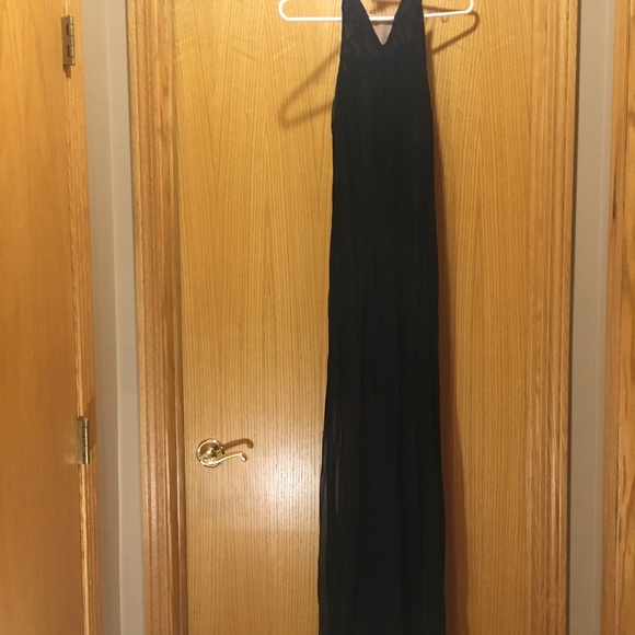 Black evening gown - Picture 2 of 4